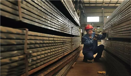 去年中国钢铁行业赚了400亿 平均每公斤仅挣5分钱